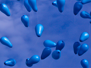 blaue_ballons_301