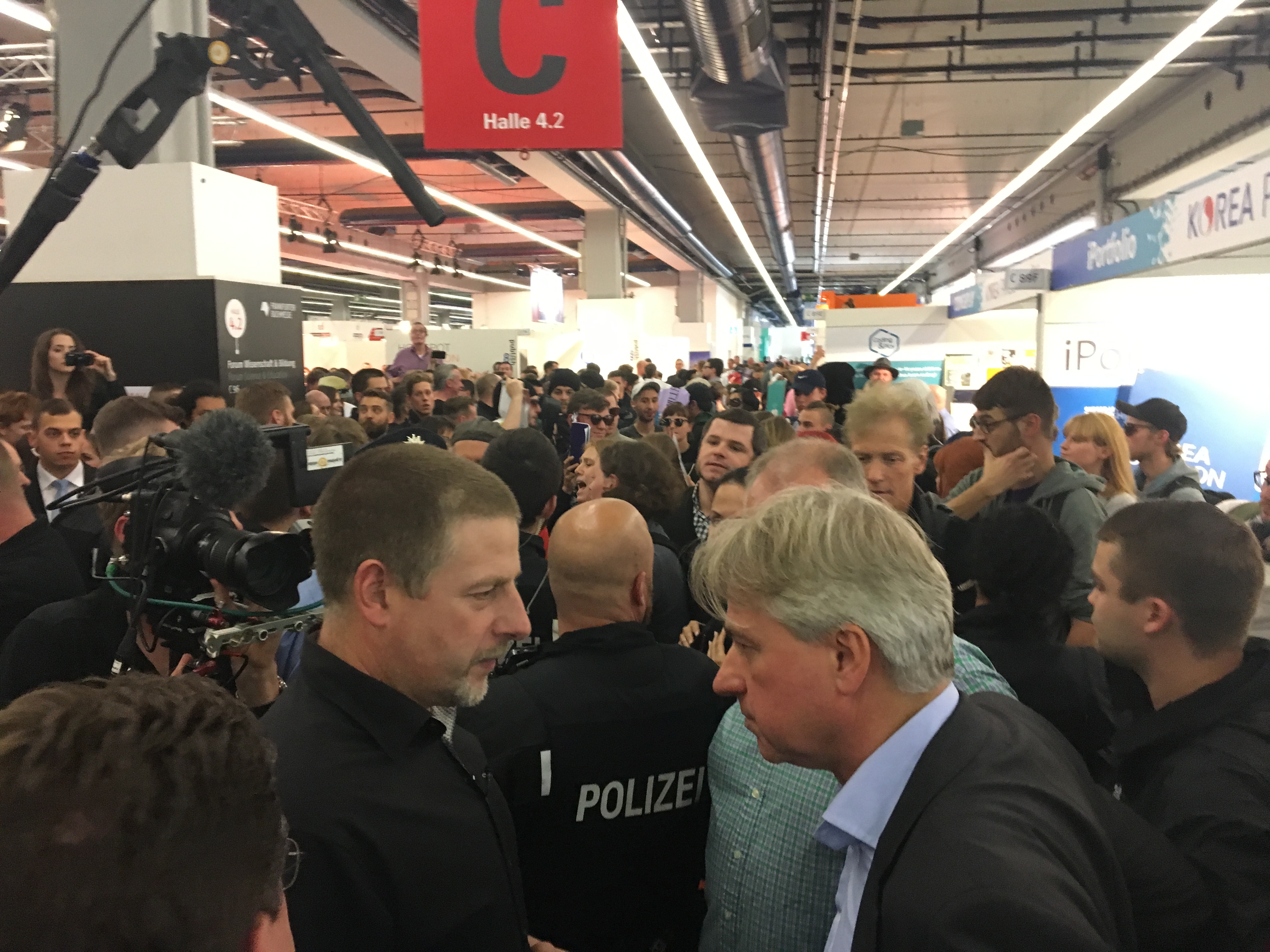 buchmesse_konfrontation-1