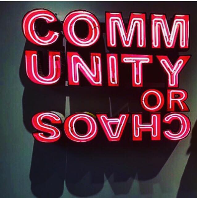 Community or Chaos/ Pressesprecherprojekt