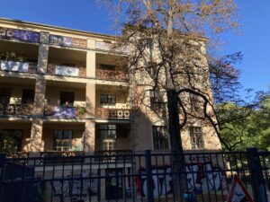 Interkulturelle Mehrsprachige Familienzentrum Rengîn des Vereins Yekmal e.V.