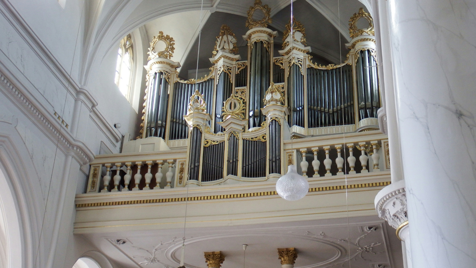 Johannes Passion_Unsplash_Martin de Pooter